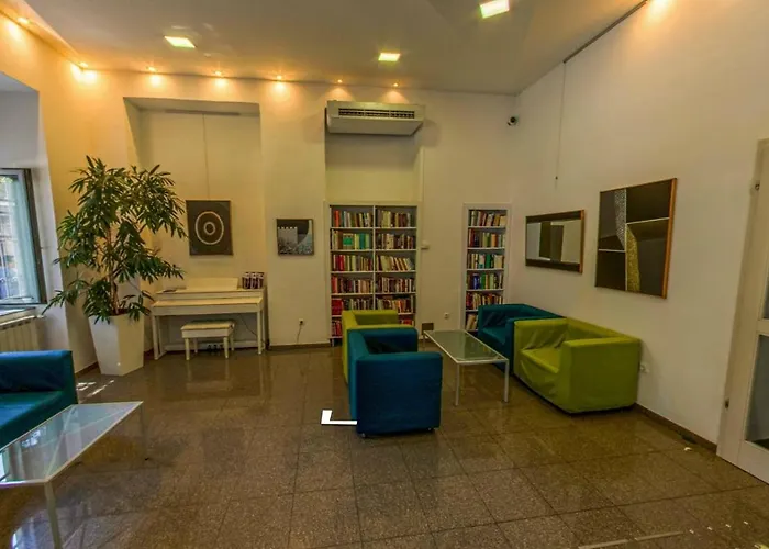 Sc & Hostel